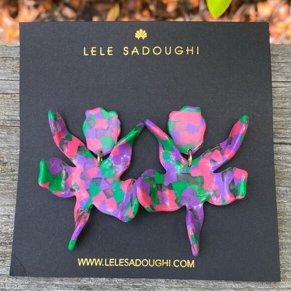 NWOT New Lele Sadoughi Lily Pink/Purple/Green Flower Post Earrings - Picture 6 of 7